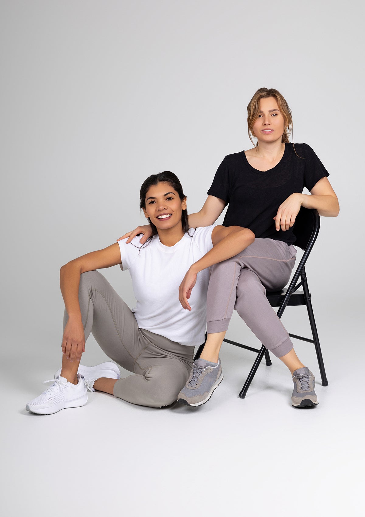 Why Choose Organic Cotton Womens Clothing? A Guide to Benefits for Your Skin & the Planet