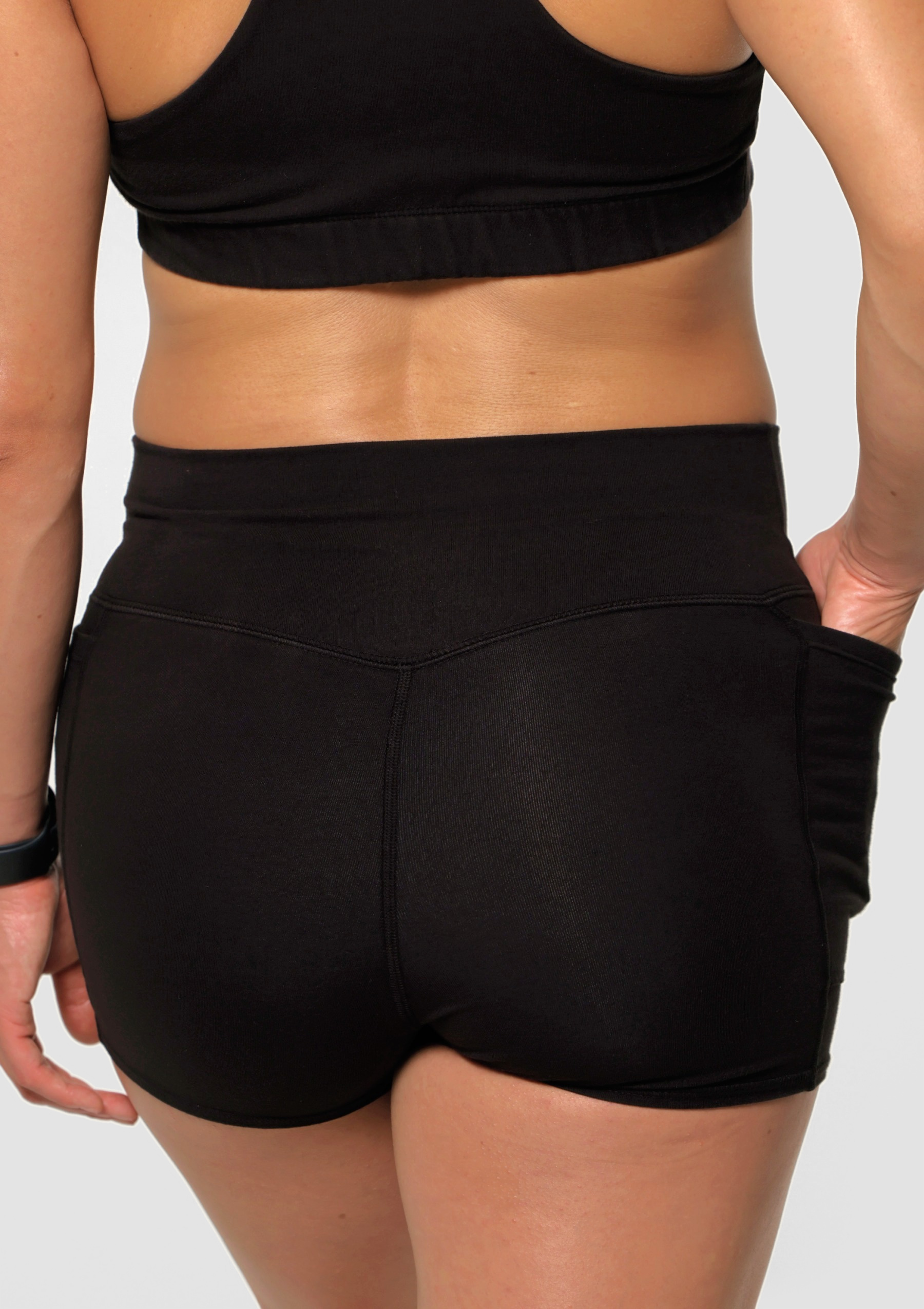 PureFlex Organic Cotton High Waist Pocket Shorts - Black