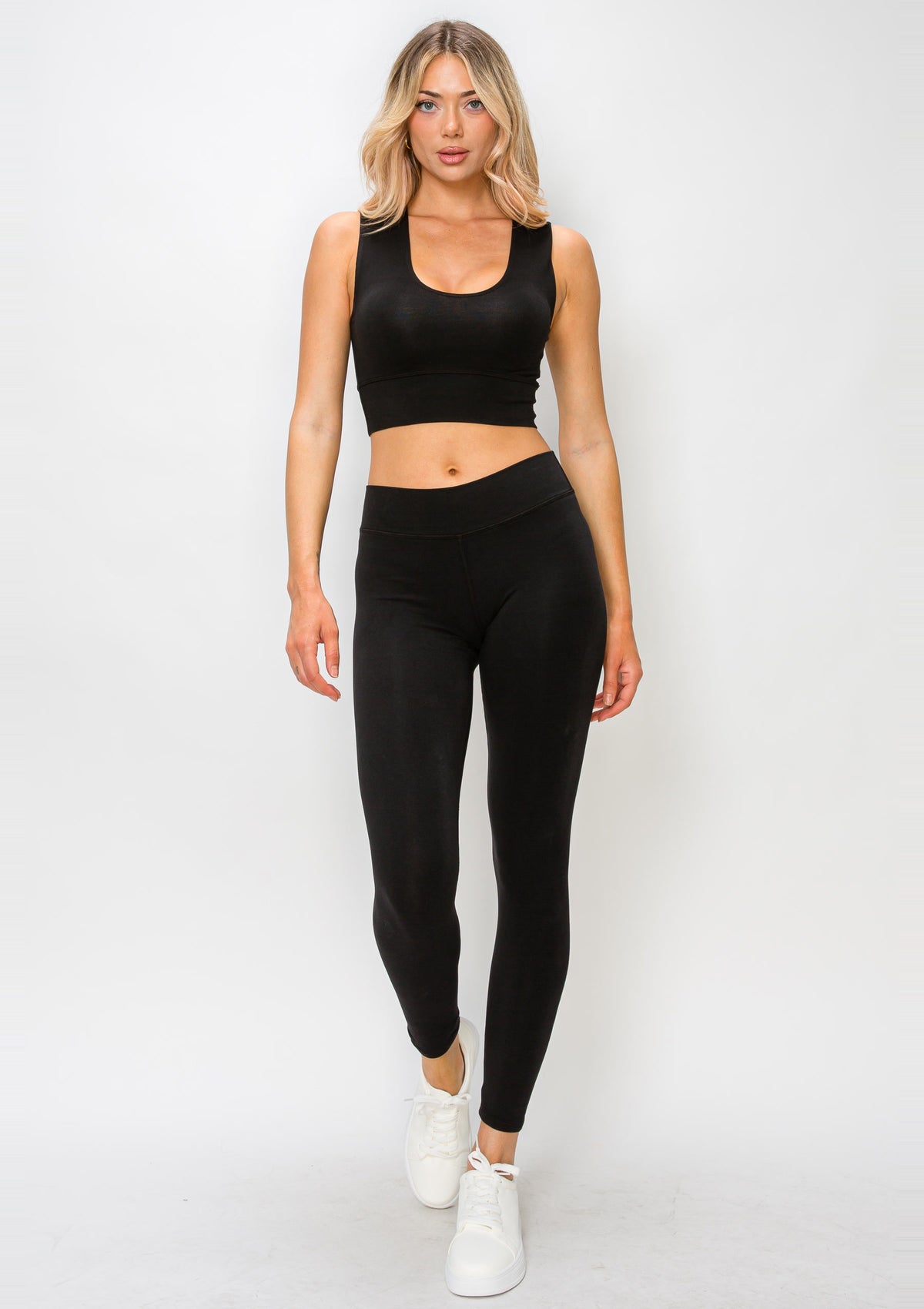 PureFlex Organic Cotton Mid-Rise Leggings in Black – walking, full-length view