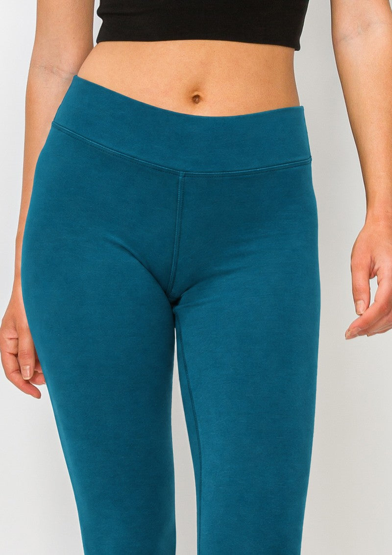 PureFlex Organic Cotton Mid-Rise Leggings in Tidal Teal – waistband detail