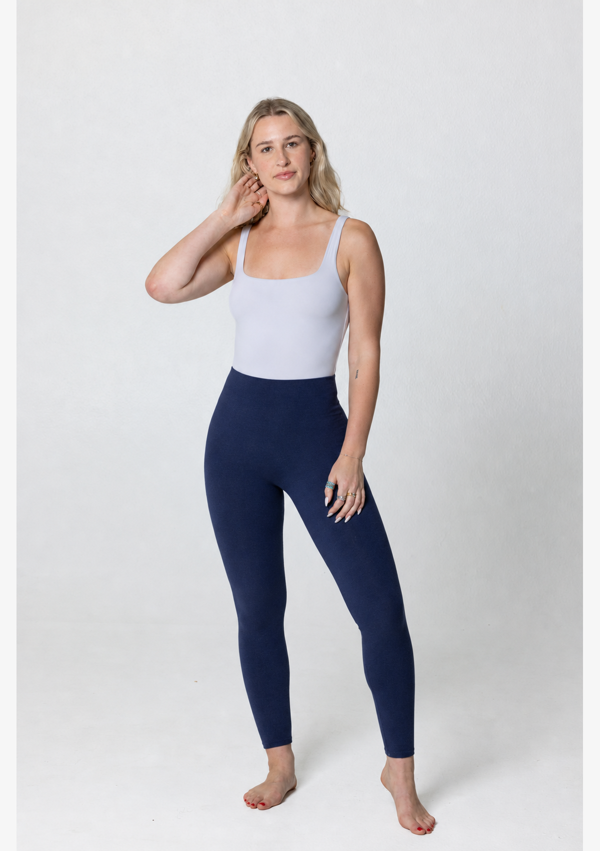 PureFlex Organic Cotton No-Front-Seam Leggings in Navy, three-quarter front-side view